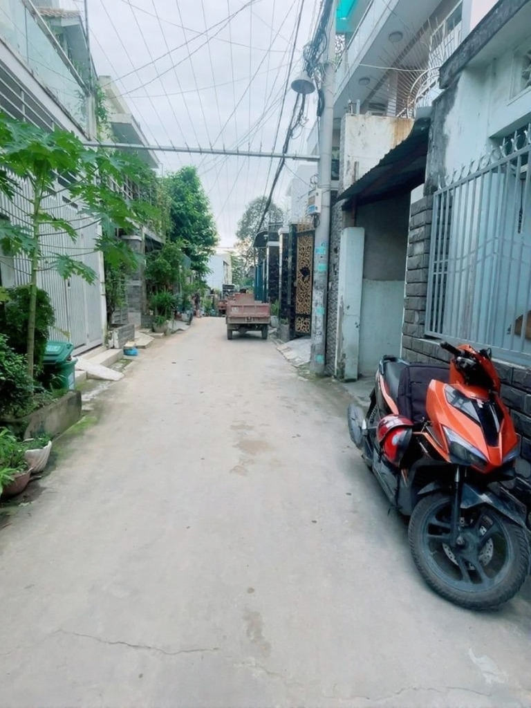 Bán nhà mặt tiền kinh doanh tốt ngang khủng 6,5m gần Lý Tế Xuyên DT 154m2 chỉ 11 tỷ.